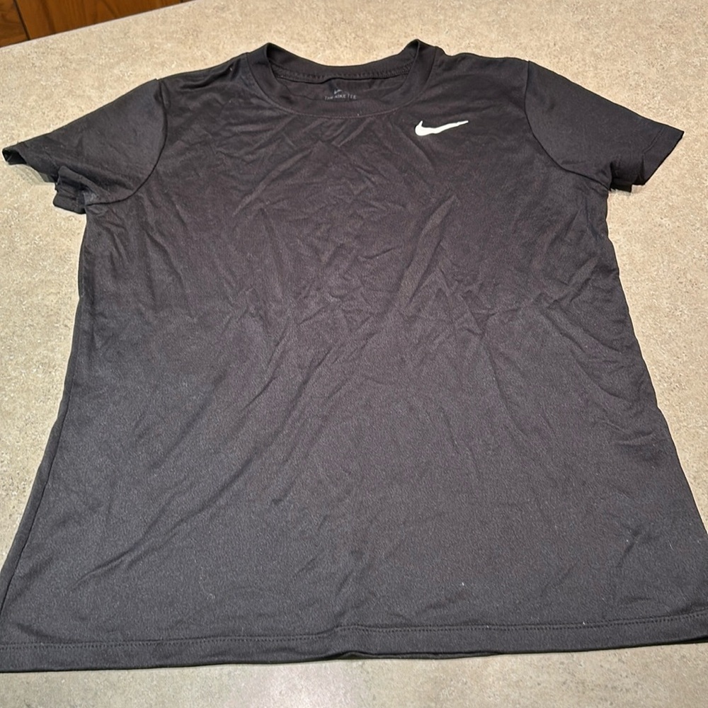 Nike women’s dry fit Tshirt